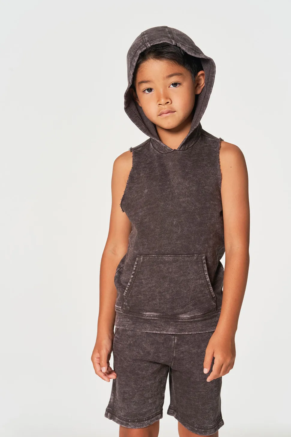 Chaser Brand Boys Linen French Terry Sleeveless Muscle Pullover Hoodie Hot
