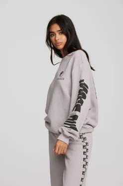 Chaser Brand World Icons Pullover Outlet